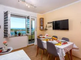 Lovely Apartment In Kraljevica