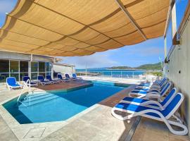 1 Bright Point Apartment 1407, διαμέρισμα σε Nelly Bay