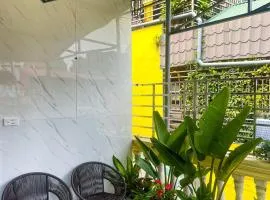 Sunny Garden Balcony in Old Quarter, Free Laundry, Free Water