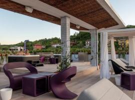 Hotel Le Palme, boutique hotel in Dormelletto