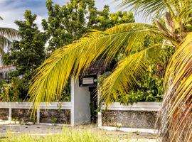 Fushi Beach Guesthouse, hostal o pensió a Fenfushi