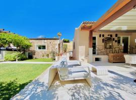 La Villa Degli Artisti, будинок для відпустки у місті Байя-Сардинія