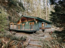 60GS - Pets OK - Soaker Tub - Deck cabin, cottage in Glacier