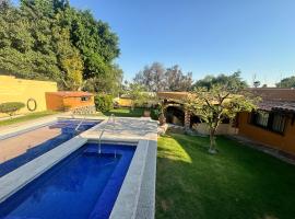 Casa la Loba, ξενοδοχείο σε Ixtlahuacán de los Membrillos