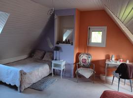 Chambre d'hôtes 1, ξενοδοχείο σε Sargé Les Le Mans 