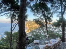 La Casa nel Bosco, hotel v Capri