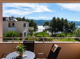 Apartmani Lelu, Hotel in Pridraga