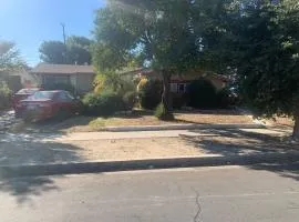 Art Studio(s) at 8509 Fullbright Avenue, Winnetka, CA, USA 91306