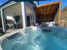 Éden créole, Hotel in La Saline