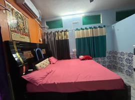 Jagdamba Home Stay, B&B/chambre d'hôtes à Ayodhya