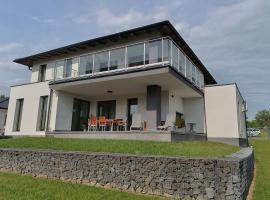 Villa Almond, hôtel à Vonyarcvashegy