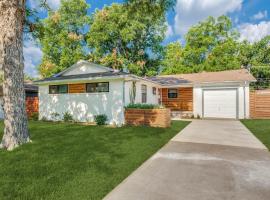 Modern, Roomy, Game Room, Patio, Family Home, Private Parking, villa Dallases