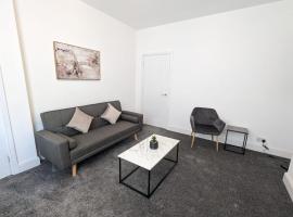 South Shields Serviced Apartment, hotel with parking in Jarrow