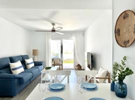 Casa con Piscina a 500m Playa, hotel a Zahara de los Atunes