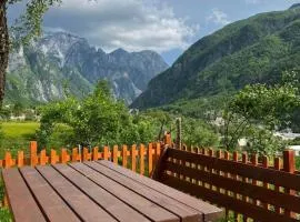 Bujtina Pllumi Theth