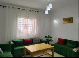 Appartement familial 5 min plage skhirat, hotel in Skhirat
