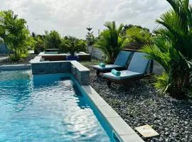 Refuge PêBê Joli logement au coeur d'un immense jardin tropical