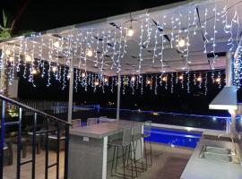 Alberca Caliente, Heated Pool House with the view, hotel u gradu San Karlos