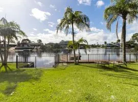 Unbeatable Waterfront Location