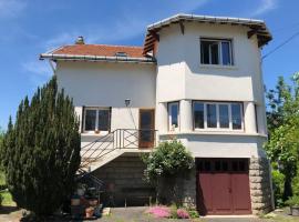 Maison Les Jardins de la Borne, hotell i Le Puy