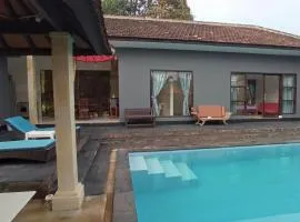 Lovina Villa Cinta