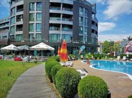 Тристаен апартамент в Sunny beach Plaza, Слънчев бряг
