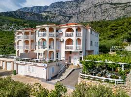 Apartments Villa Katarina, hotel i Tučepi