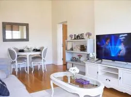 The Palm Suite