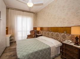 Hotel Giovanna, hotell i Spotorno