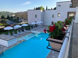 The Florence Hills Resort & Wellness, курортний готель у місті Pelago