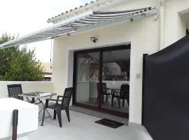 Grand studio au milieu des vignes