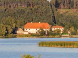 Zájezdní hostinec U Labutě Myštice, hotel v destinaci Myštice