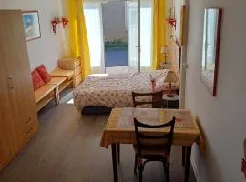 Studio meublé