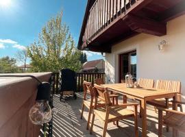 U farmy, villa sihtkohas Velhartice