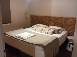 Villa Chrisalena, hotel v destinaci Néa Kíos