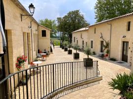 AUX DUCS DE SIENNE, hotelli kohteessa Montagne