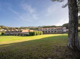 Residence Scoglietto 50, hotel a Punta Ala