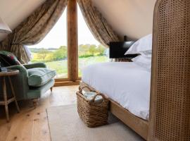 Luxury Studio Nestled in the Sussex Countryside, готель у місті Баттл