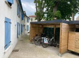 A -15min à Vélo du vieux Port La Rochelle 2