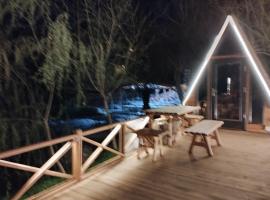 Fio's Garden camping otel, gæludýravænt hótel í Belisırma