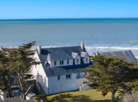 Villa bord de mer pour 10 personnes, cottage in Portbail