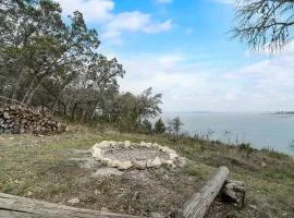 Lakefront, Private 3BR, Dog-Friendly Rental