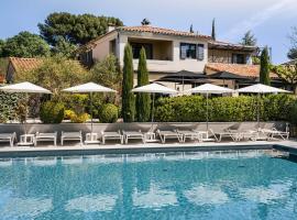 Du C&ocirc;t&eacute; Des Olivades