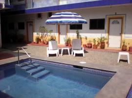 Hotel Sarabi, hotel near Playa de Oro International Airport - ZLO, Barra de Navidad