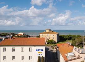 Hotel Nina, hotell i Marina di Bibbona