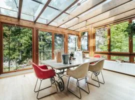 Pavliani Cliffside Retreat