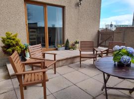 Marina House North and Marina House South – hotel w mieście Stromness