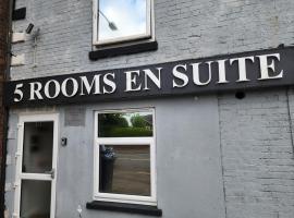 THE NEW Accommodation FREE complementary breakfast, hotel in Tibshelf