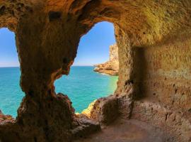 Casa Pios, hotel in Carvoeiro