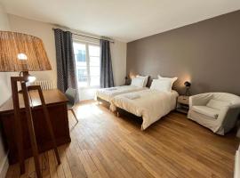 Villa Maignan 15 couchages 24h Le Mans, hotel in Le Mans